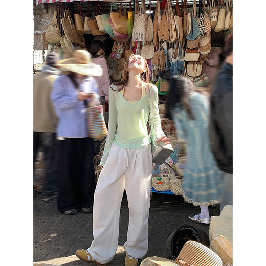 <曾小咸推荐>韩系小清新绿色防晒罩衫挂脖背心两件套【预售3-15天发货】 商品图2