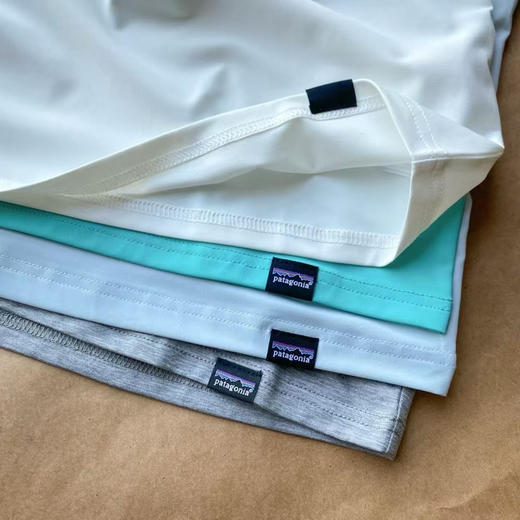 正品巴塔哥尼亚 patagonia C1户外防晒运动T恤
颜色:白色-花灰色-浅蓝-湖蓝，
尺码:M-L-XL-2XL
产地斯里兰卡 商品图6