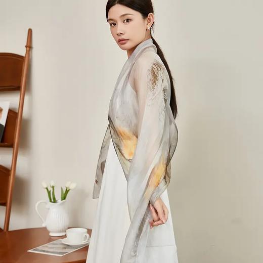 紫宝加密雪纺喷绘桑蚕丝长巾 商品图2