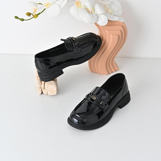 经典鲨2025年春季新款百搭黑色一脚蹬平底通勤乐福鞋单鞋女KC19-517021 商品图1