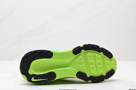 耐克NIKE VOMERO 18舒适减震防滑低帮休闲运动跑步鞋HM6803-101男女鞋 商品图8