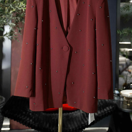 顺丰包邮洛诗琳12137春季设计感金属撞钉阔版醋酸西装外套0360 商品图3