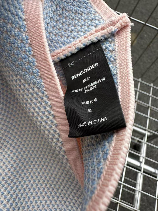 原单正品蕉下防晒帽女防紫外线沙滩休闲棒球帽骑车户外空顶太阳帽子网球帽.裸帽，简易包装。
四个色，官网169
高效阻隔紫外线>99.84%
UPF50+
加长帽檐
全脸防晒	7.5CM 商品图10