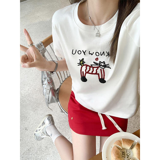 <曾小咸推荐>休闲百搭白色猫咪字母绣花短袖T恤 商品图1