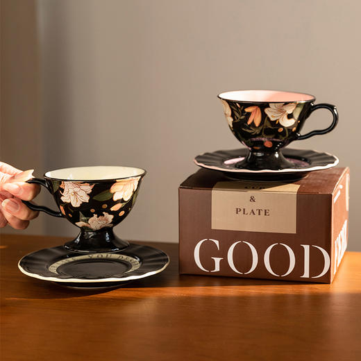 摩登主妇复古咖啡杯碟套装高档精致2025新款马克杯子结婚新婚礼物 商品图0