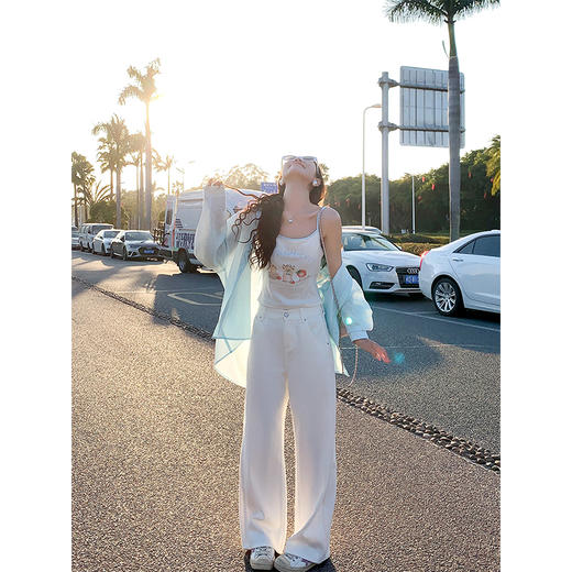 <曾小咸推荐>白色吊带背心 日常79.99/件 立减40 秒杀39.99/件！！薄荷蓝衬衫 日常149.99/件立减60 秒杀89.99/件!! 商品图2