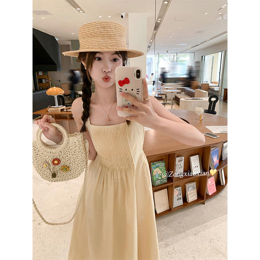 <曾小咸推荐>3.28现货秒杀 ！微信超特价！梨子冰沙色吊带连衣裙 日常189.99 立减100 秒杀89.99！！ 商品图3