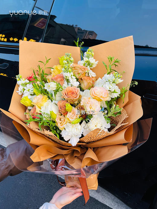 【满心欢喜 所愿所甜】玫瑰桔梗混搭韩式花束 商品图0