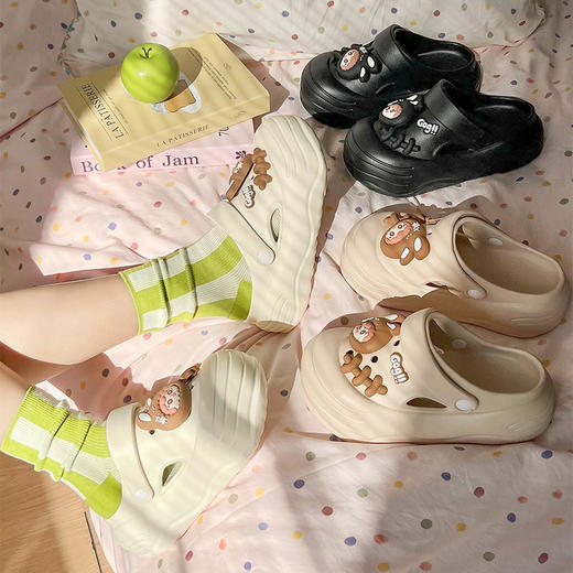 春夏新品卡通可爱幸运兔女款居家外穿厚底洞洞鞋舒适包头【WG25231】 商品图1