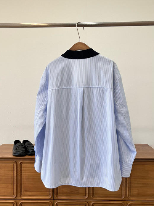 𝐂𝐨𝐬 同款早春藏青条纹衬衫拼接V领针织衫 商品图6