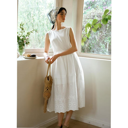 OLrain欧芮儿白色背心法式复古连衣裙女春季2025年新款收腰背带裙 商品图3