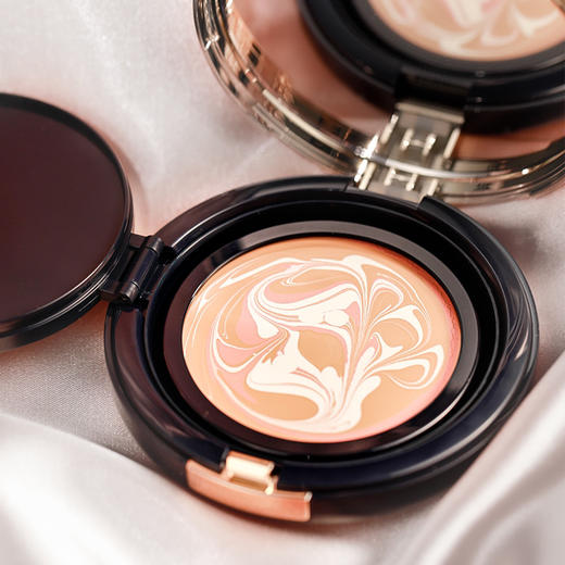 摩介光彩饰颜拉花粉凝霜 气垫 水润贴服 遮瑕焕颜 商品图0