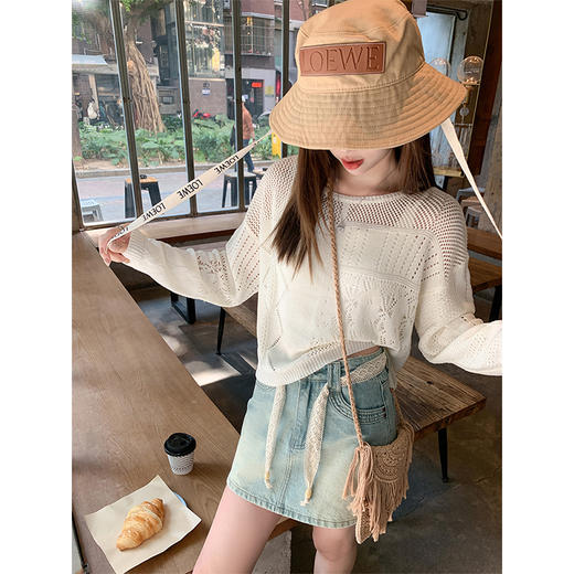 <曾小咸推荐>设计感白色镂空针织长袖圆领T恤 商品图0