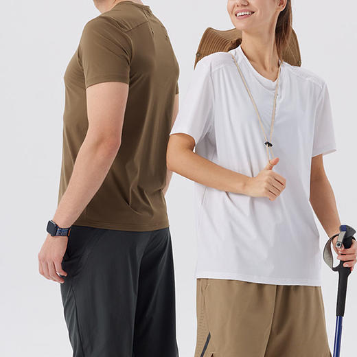 跃牌【跃LEAP-ACTIVE】系列 速干锦纶t恤男女同款夏季圆领冰丝透气防晒跑步健身宽松运动短袖R51112 商品图3