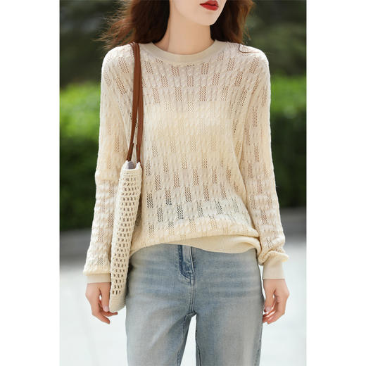 扭花镂空精纺羊毛衫 | 莎岚伊陌 女士春秋款圆领显瘦落肩微透毛衣上衣 商品图2