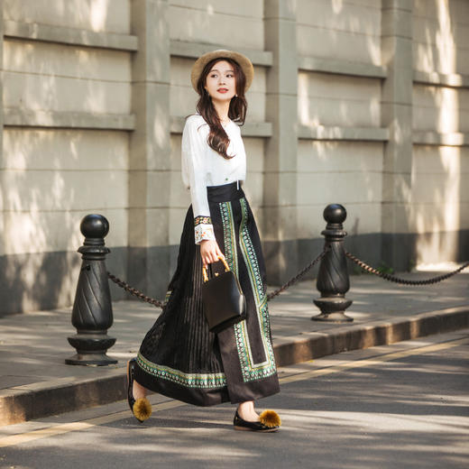 【林栖设计小店】2025春绣花复古气质百搭新中式衬衣1942513 商品图4