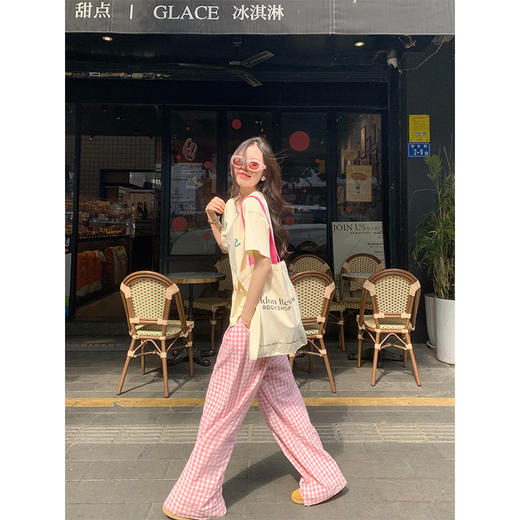 <曾小咸推荐>百搭浅黄色字母印花宽松显瘦短袖T恤 商品图3