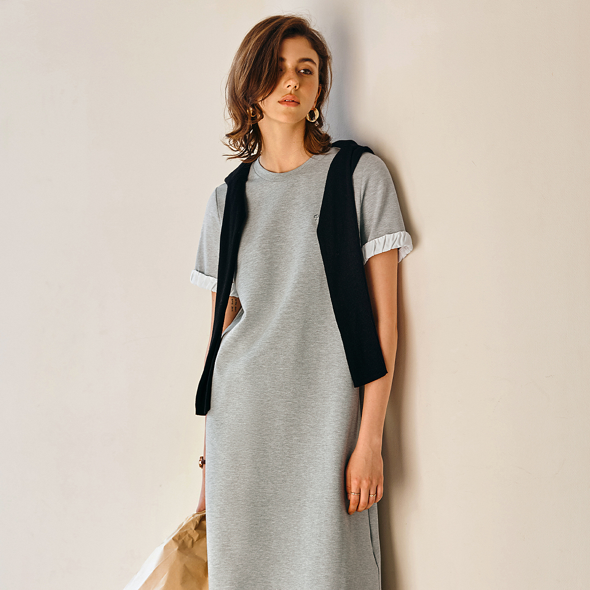 OLrain欧芮儿灰色休闲设计感连衣裙女春季2025年新款宽松撞色裙子