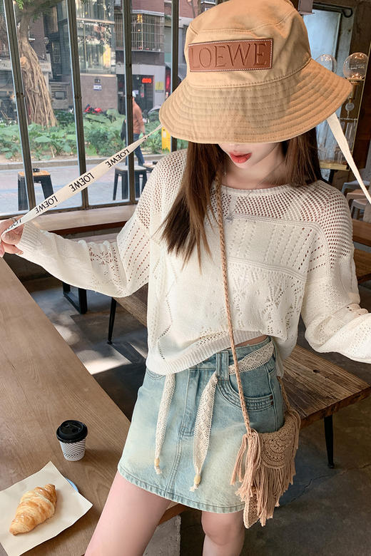 <曾小咸推荐>设计感白色镂空针织长袖圆领T恤 商品图5