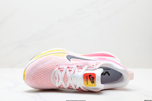 耐克NIKE VOMERO 18舒适减震防滑低帮休闲运动跑步鞋HM6803-101男女鞋 商品图1