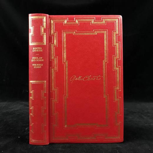 阿加莎·克里斯蒂《悬崖山庄奇案/白马酒店》 约6幅插图 复古仿皮精装32开 商品图0