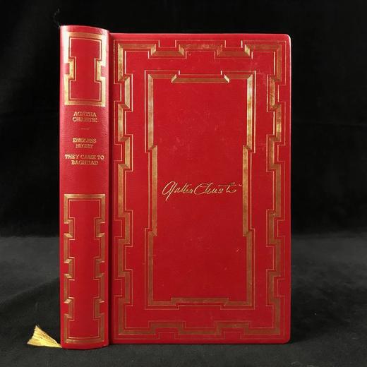 阿加莎·克里斯蒂《长夜/他们来到巴格达》 约6幅插图 复古仿皮精装32开 商品图0