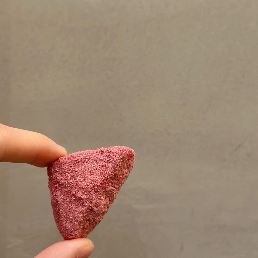 莓莓三角酥（含杏仁/夏威夷果）