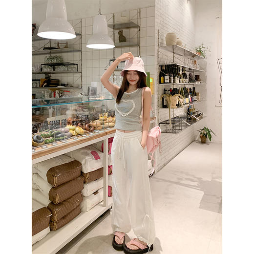 <曾小咸推荐>爱心字母背心 日常89.99/件 立减50 秒杀39.99/件！！ 商品图2