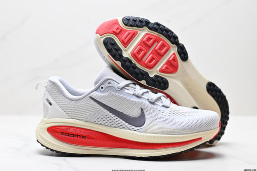 耐克NIKE VOMERO 18舒适减震防滑低帮休闲运动跑步鞋HM6803-101男女鞋 商品图4