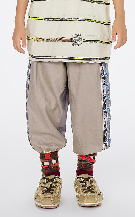 jnby  25年春款  运动拼接松紧长裤  1P3E11180 商品图3