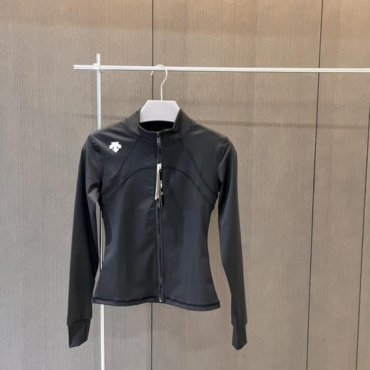 点此购买 迪桑特女士运动跑步防晒UPF凉感透气瑜伽外套 tb 310719 商品图1