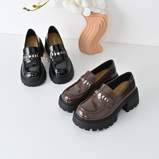 经典鲨2025年春新品百搭圆头气质高粗跟一脚蹬乐福鞋单鞋女KC01-517011 商品图1