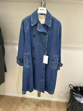 国内现货 ！MaxMara 超酷双面牛仔风衣it36码，折扣3299元，必须入手的一个爆款单品。