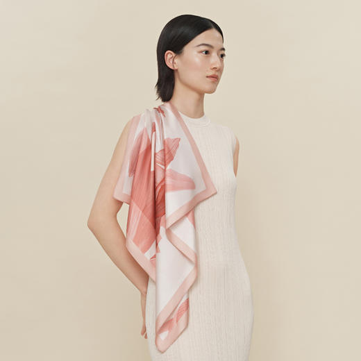 万事利丝巾花《纯真系列》套装(368中方巾) 商品图2