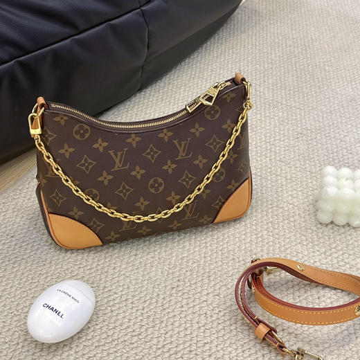 正品二手 LV boulogne 老花 牛角包 商品图0