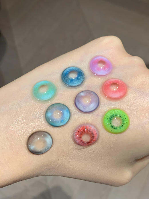 huohuocon半年抛 混血 初音之泪/末流之泪/神明之泪/云母泡沫/潘神泡沫/蓝闪翼蝶/石榴变心/猕猴桃变心 绿粉灰蓝红 14.2-14.5mm 商品图1