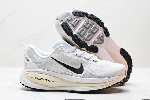 耐克NIKE VOMERO 18舒适减震防滑低帮休闲运动跑步鞋HM6803-101男女鞋 商品图4