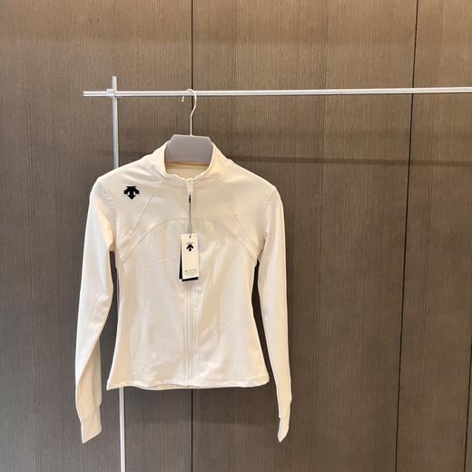 点此购买 迪桑特女士运动跑步防晒UPF凉感透气瑜伽外套 tb 310719 商品图2