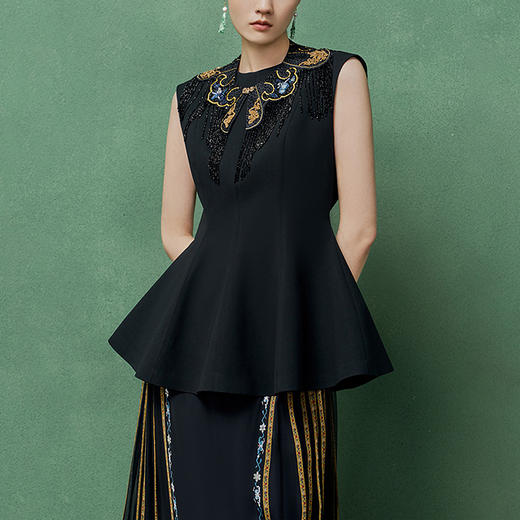 【林栖设计小店】复古衬衣优雅气质立体收腰显瘦2025春夏新品无袖上衣女1952090 商品图0