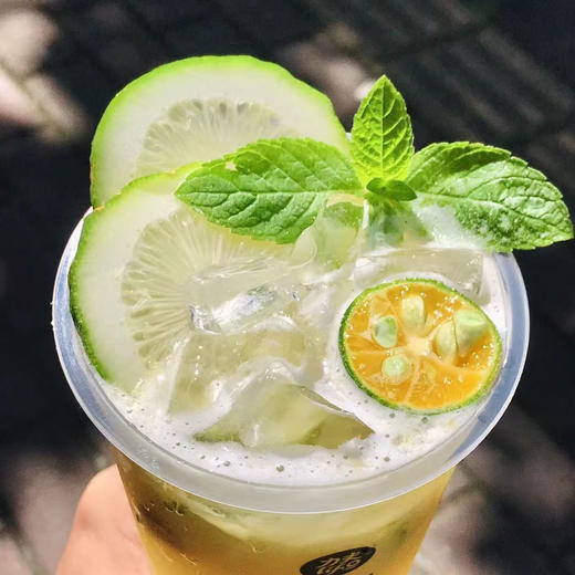 【吃断】力夫水果700ML招牌水果茶/冰爽柠檬茶/凤梨四季春低至9.9元！特惠500份 商品图3