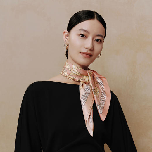 万事利丝巾花《纯真系列》套装(368中方巾) 商品图1