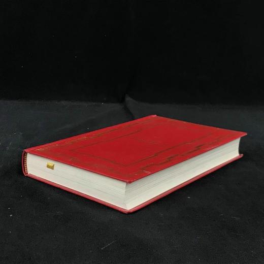 阿加莎·克里斯蒂《高尔夫球场命案/暗藏杀机》 约7幅插图 复古仿皮精装32开 商品图1