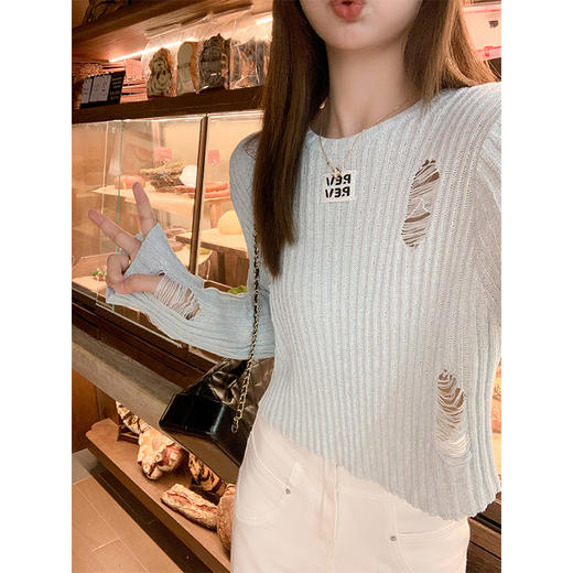 <曾小咸推荐>4.2现货秒杀 ！微信超特价！韩系2破洞针织衫 日常119.99 立减70 秒杀49.99！！ 商品图1