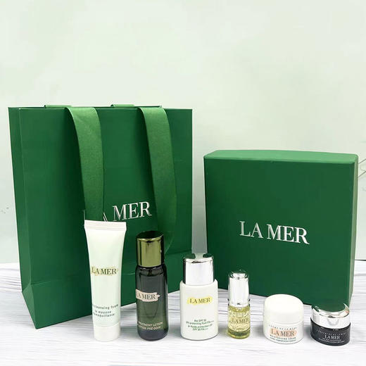 【会员购】（一般贸易）Lamer/海蓝之谜全家福六件套精粹水30ml+洁面乳30ml+防晒乳20ml+精华油5ml+面霜7ml+绿眼霜5ml 商品图3