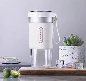 英国摩飞榨汁杯 便携式无线充电果汁机 白色