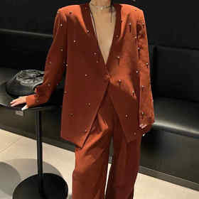 顺丰包邮洛诗琳12137春季设计感金属撞钉阔版醋酸西装外套0360