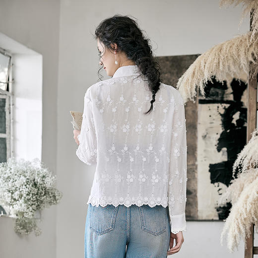 【林栖设计小店】2025春夏新品棉混纺花边绣花长袖白衬衣女1952167 商品图2