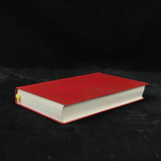 阿加莎·克里斯蒂《奉命谋杀/鸽群中的猫》 约6幅插图 复古仿皮精装32开 商品图1