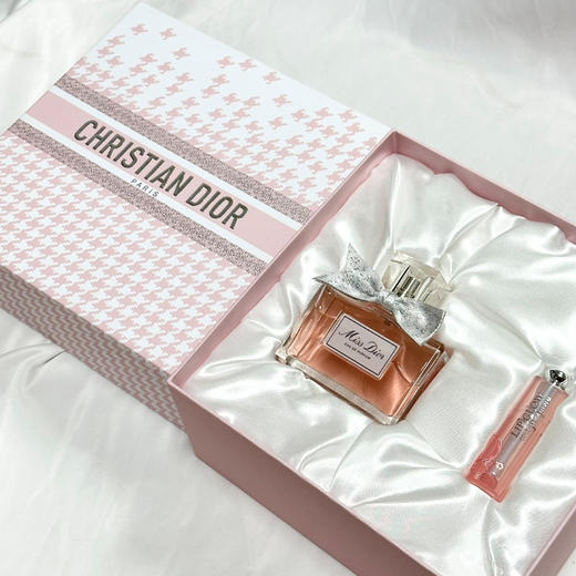 DIOR 漂亮的礼盒 迪奥小姐浓香100ml 变色润唇膏 001#3.5g 不支持退换货 商品图1