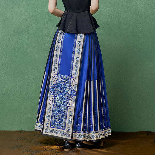 【林栖设计小店】丝棉缎改良马面裙绣花优雅新中式2025夏季新品半身裙女1952145 商品图2